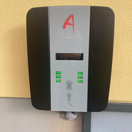 Hotel-Gasthof Zur Post فلبورغ المظهر الخارجي الصورة