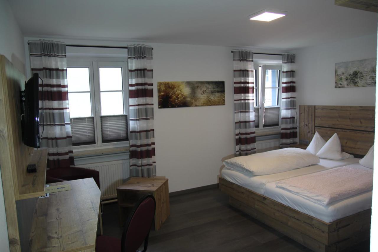 Hotel-Gasthof Zur Post فلبورغ المظهر الخارجي الصورة