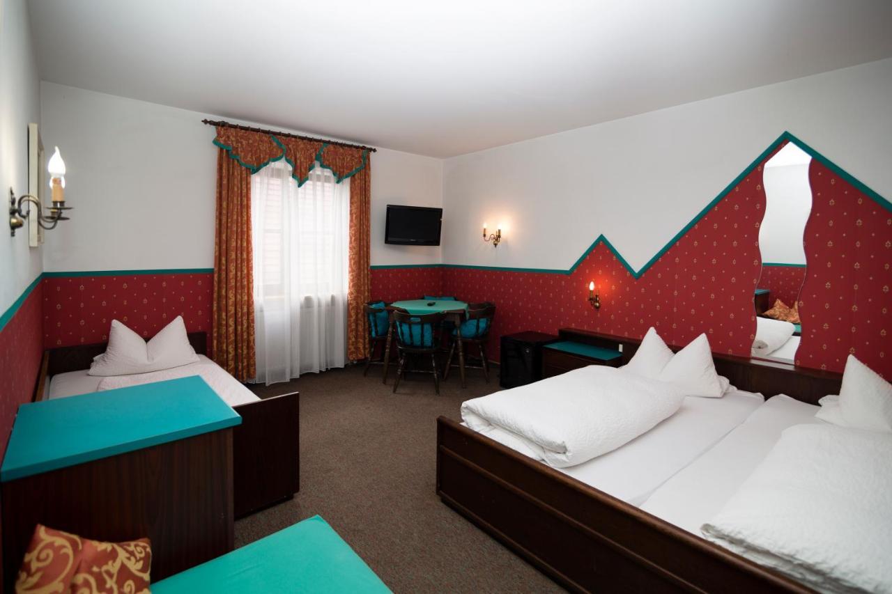 Hotel-Gasthof Zur Post فلبورغ المظهر الخارجي الصورة